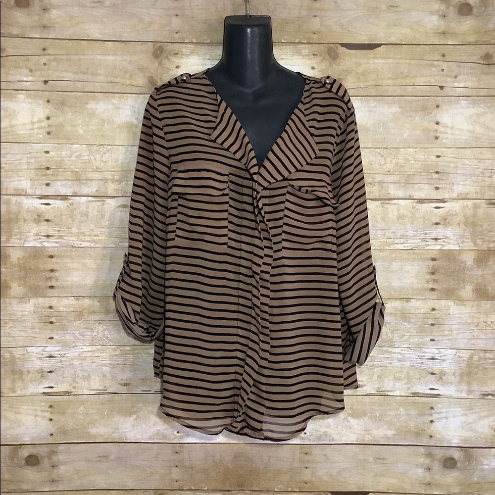 Woman’s timing size large black and brown blouse